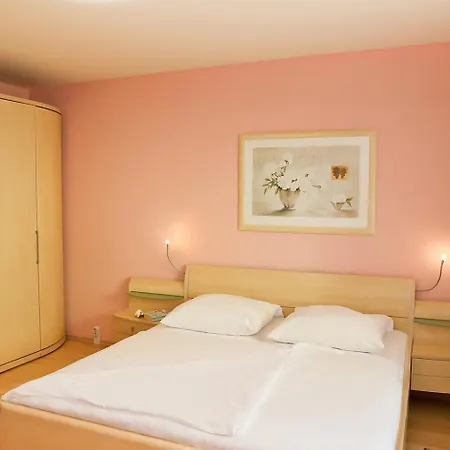Oase102 Apartman